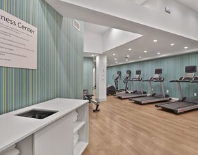 Hotel 1200
