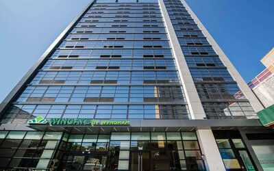 Wingate by Wyndham Long Island City