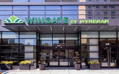 Wingate by Wyndham Long Island City