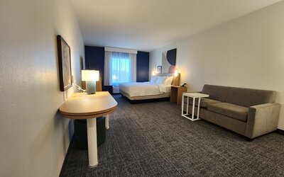 Spark by Hilton Rahway