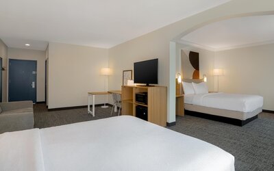 Spark by Hilton Rahway