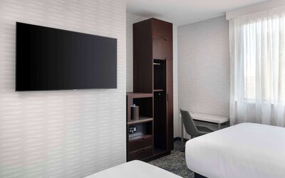 DoubleTree by Hilton Long Island City, NY