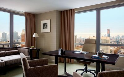 New York Marriott at the Brooklyn Bridge