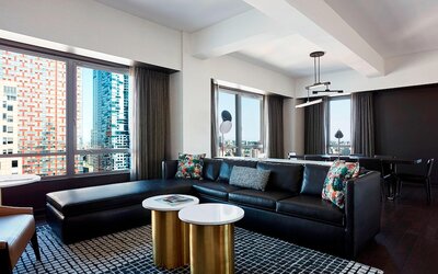 New York Marriott at the Brooklyn Bridge