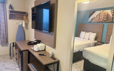 Days Inn by Wyndham Brooklyn Borough Park