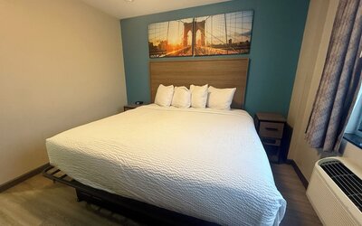 Days Inn by Wyndham Brooklyn Borough Park