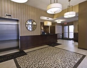 Pointe Plaza Hotel