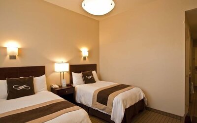 Pointe Plaza Hotel