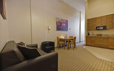 Pointe Plaza Hotel