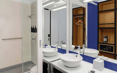 Aloft by Marriott New York Brooklyn