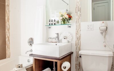 Aura Hotel Brooklyn