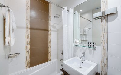 Aura Hotel Brooklyn