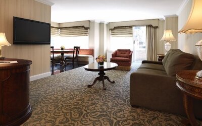 The Kimberly Hotel