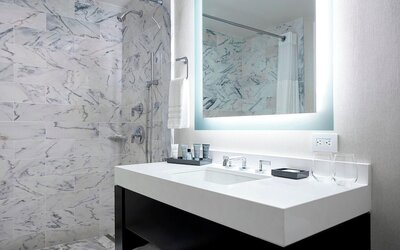 JW Marriott Essex House New York