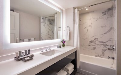 JW Marriott Essex House New York