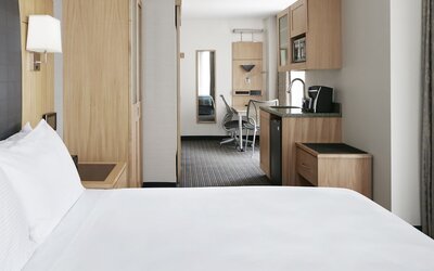 World Center Hotel