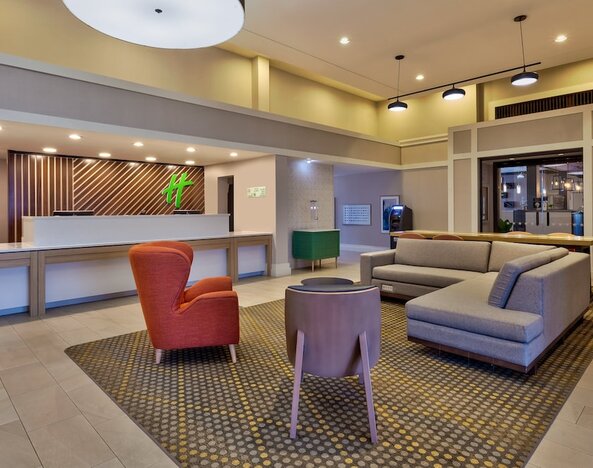 Holiday Inn Westbury - Long Island by IHG