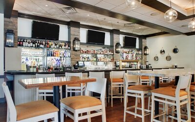 Holiday Inn Westbury - Long Island by IHG
