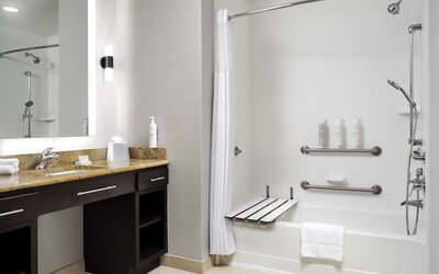 Homewood Suites by Hilton Carle Place - Garden City, NY