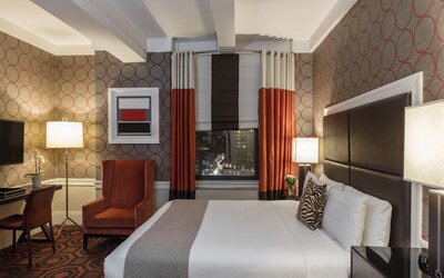 Empire Hotel