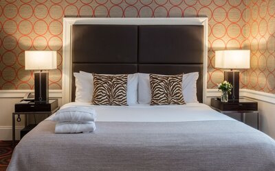 Empire Hotel