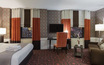 Empire Hotel