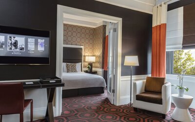 Empire Hotel