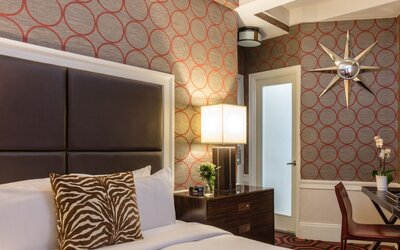 Empire Hotel
