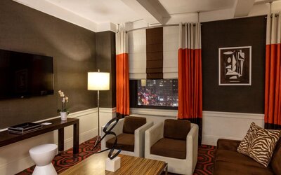 Empire Hotel