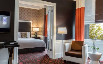 Empire Hotel