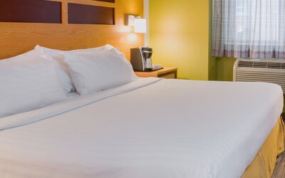 Holiday Inn Express New York City Times Square by IHG