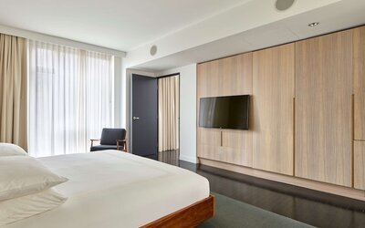 Smyth Tribeca