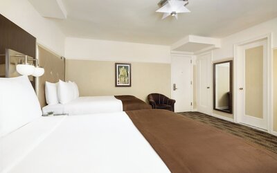 NEW YORKER BY LOTTE HOTELS