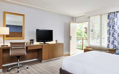 DoubleTree by Hilton Torrance - South Bay