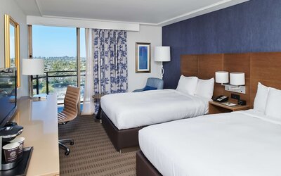 DoubleTree by Hilton Torrance - South Bay