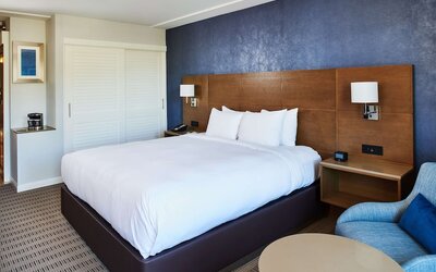DoubleTree by Hilton Torrance - South Bay