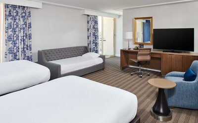DoubleTree by Hilton Torrance - South Bay