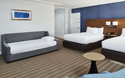 DoubleTree by Hilton Torrance - South Bay