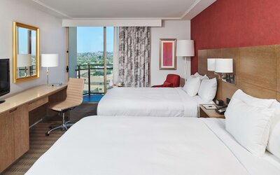 DoubleTree by Hilton Torrance - South Bay