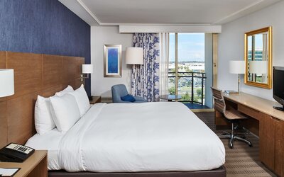 DoubleTree by Hilton Torrance - South Bay