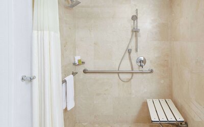 DoubleTree by Hilton Torrance - South Bay