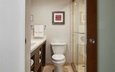 DoubleTree by Hilton Torrance - South Bay