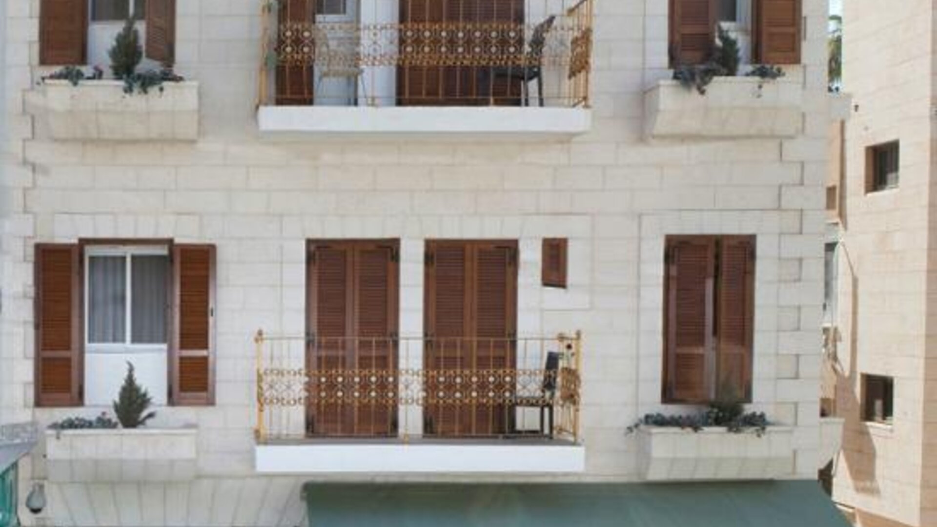 Ness Hotel By The Sea