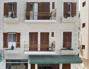 Ness Hotel By The Sea