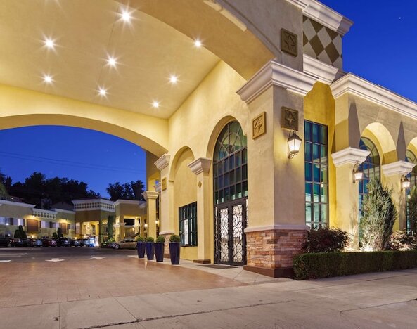 Best Western Woodland Hills Inn