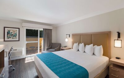 Best Western Woodland Hills Inn