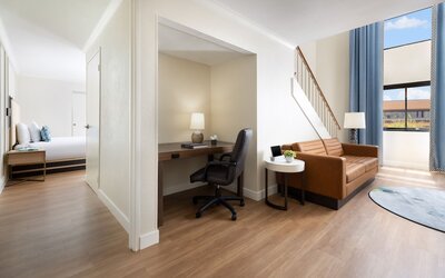 The Anza - A Calabasas Hotel