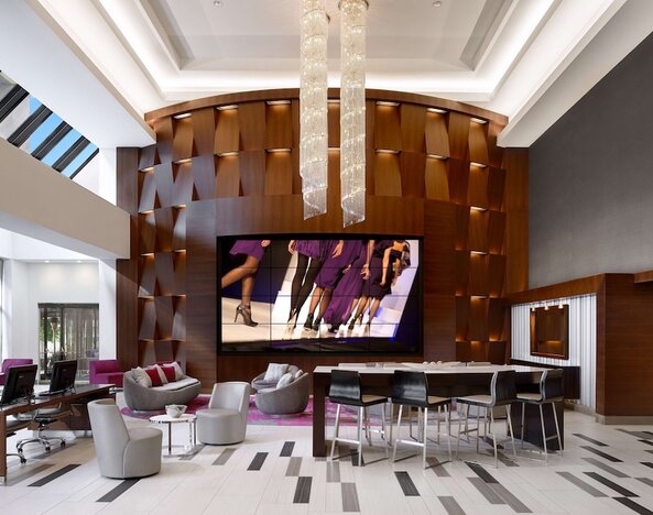 Hilton Woodland Hills / Los Angeles