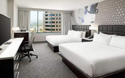 Hilton Woodland Hills / Los Angeles