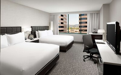 Hilton Woodland Hills / Los Angeles